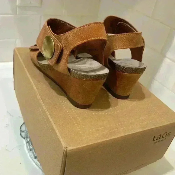 Tao's Carousel Burnt Orange Wedge Heel Sandal Size EU 37 US 6-6.5 - Picture 6 of 11